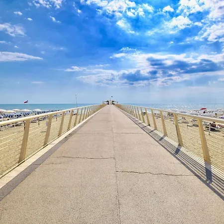 3 Bedroom Pet Friendly In * Viareggio